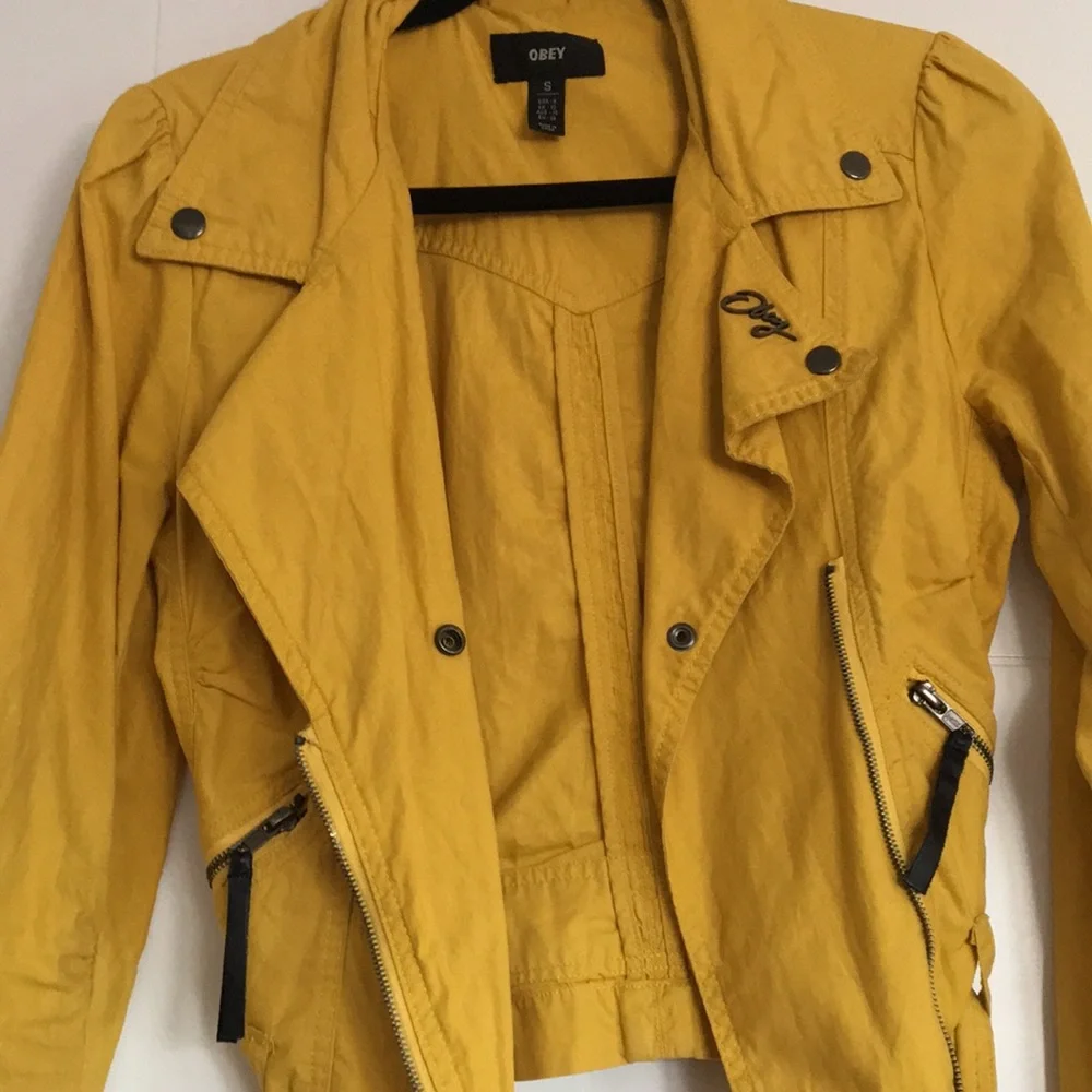 Yellow OBEY Jacket - Picture 3 of 5